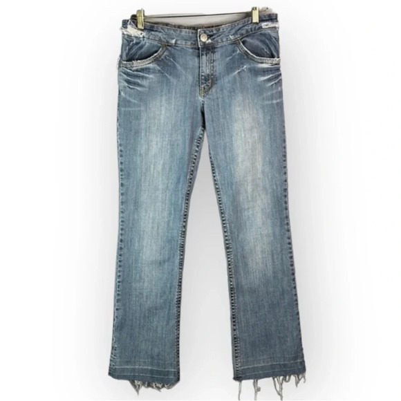 VINTAGE Hollywood Blue Light Wash Distressed Jeans Frayed Raw Hem Size 30 - Picture 2 of 10
